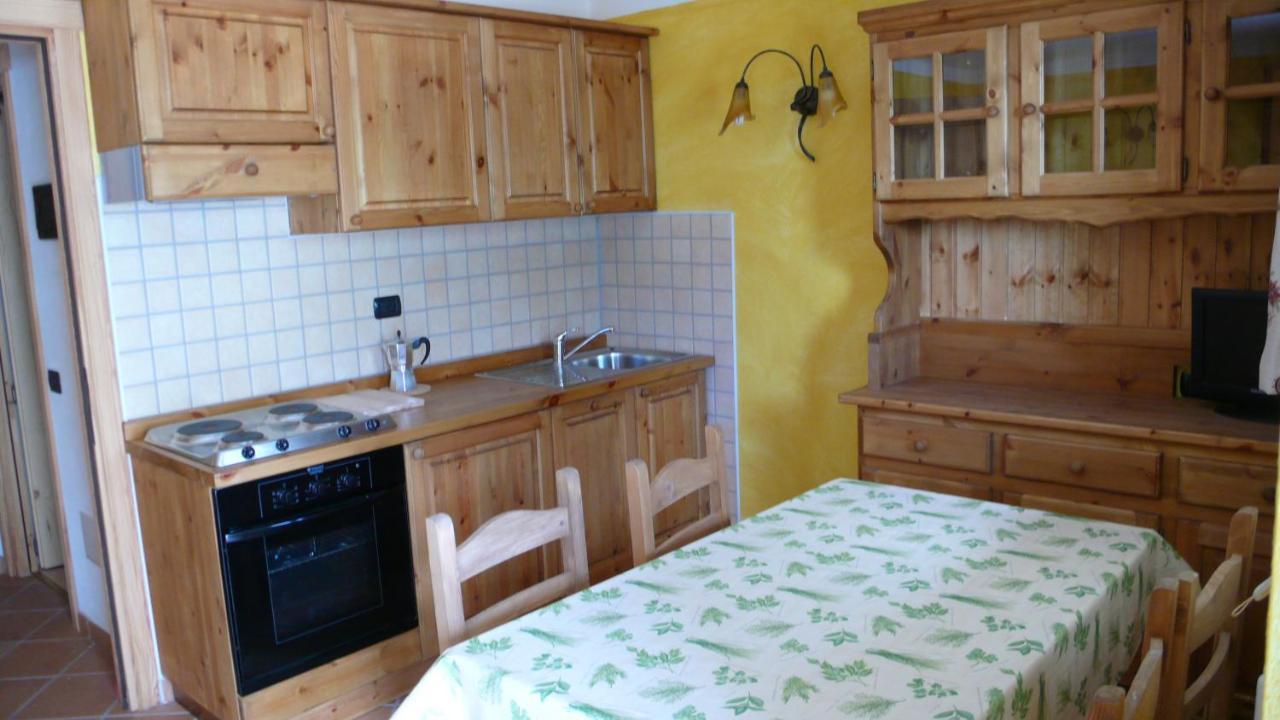 Residence Les Myosotis Champoluc Exterior photo
