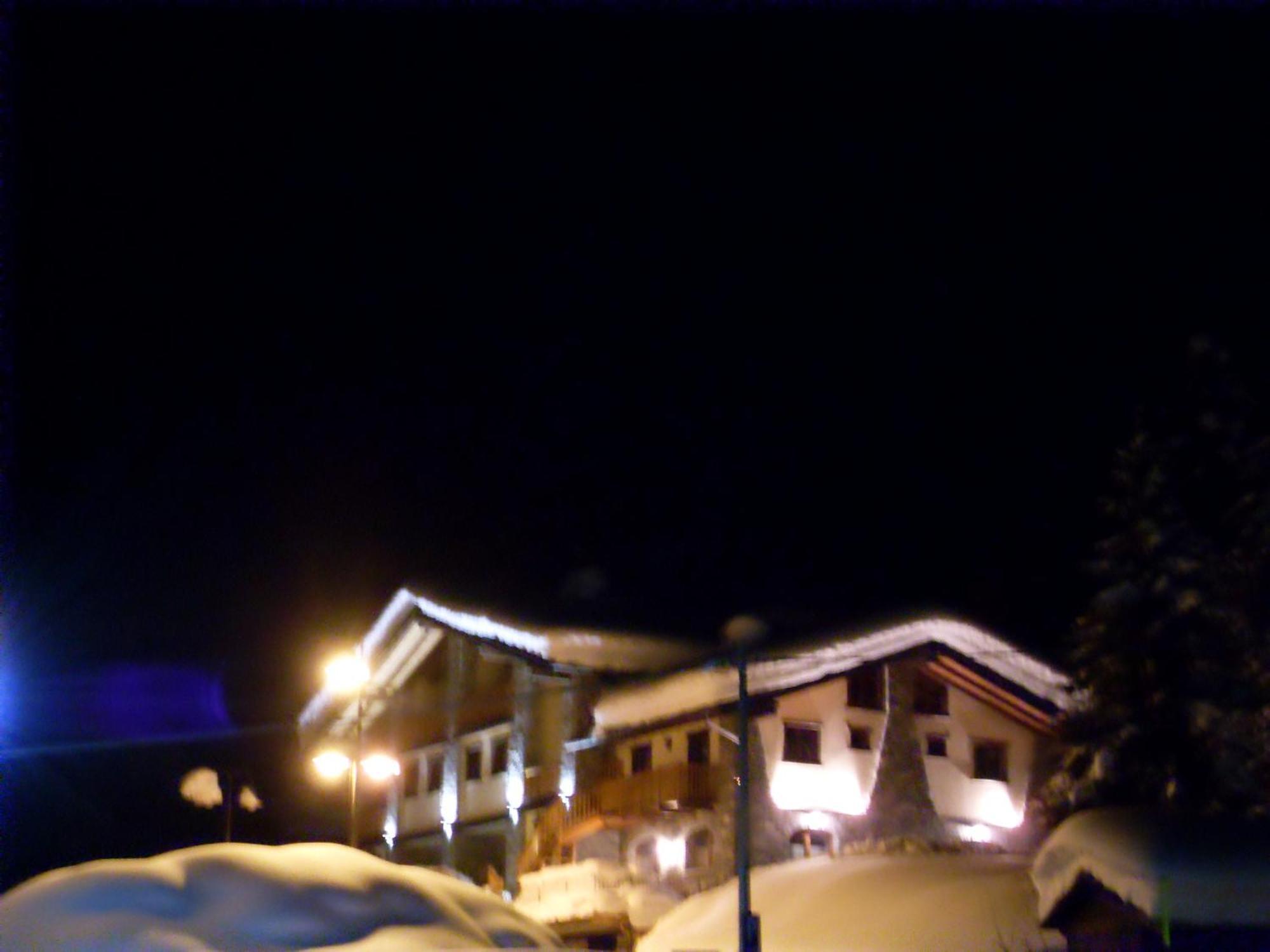 Residence Les Myosotis Champoluc Exterior photo
