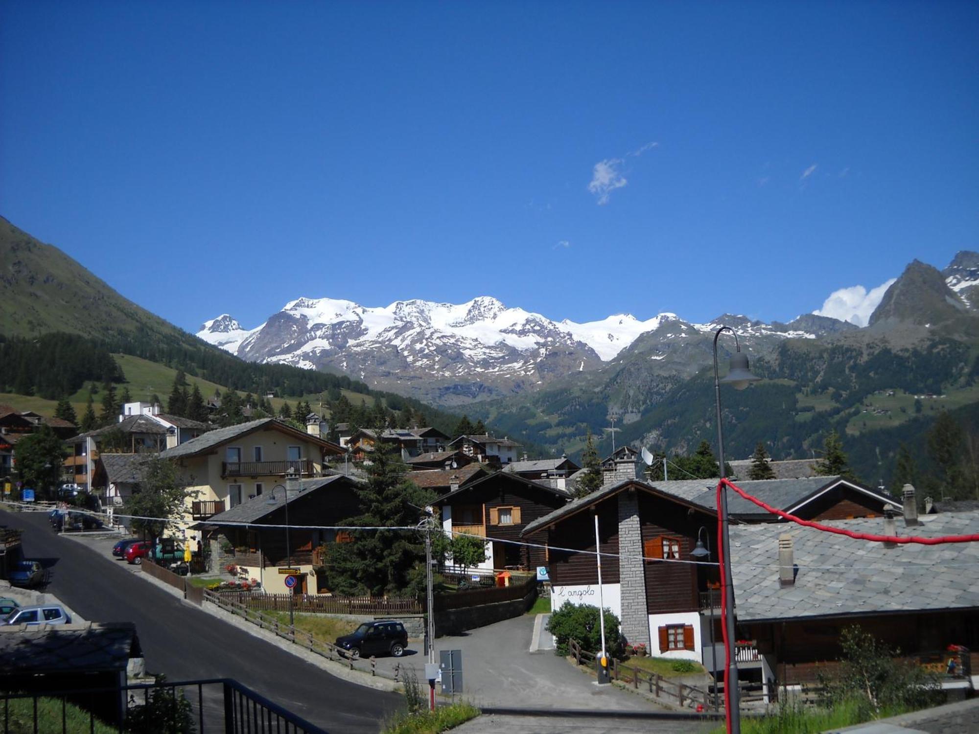 Residence Les Myosotis Champoluc Exterior photo