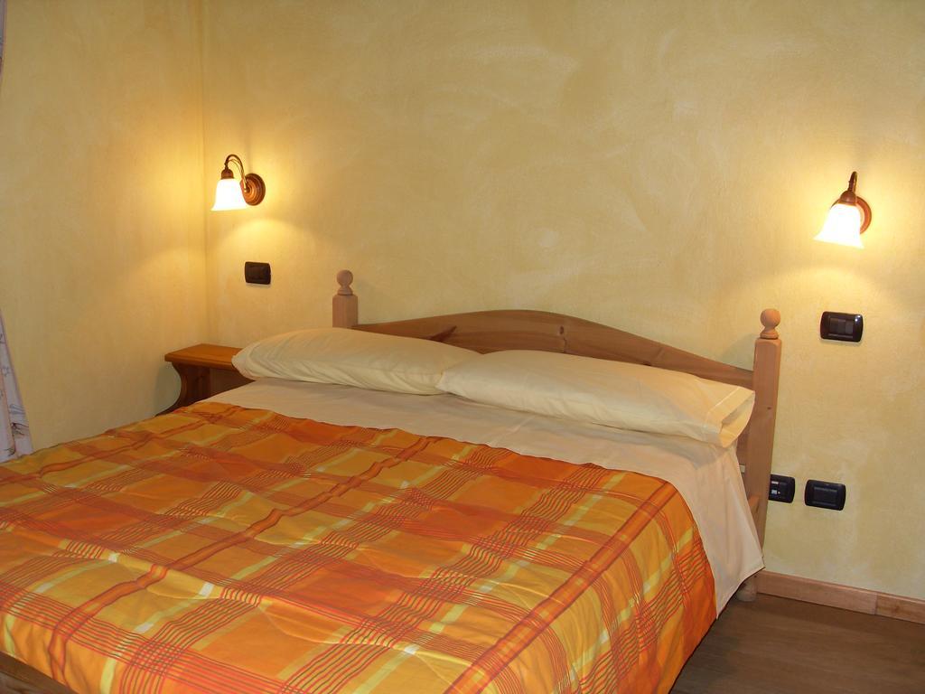 Residence Les Myosotis Champoluc Exterior photo