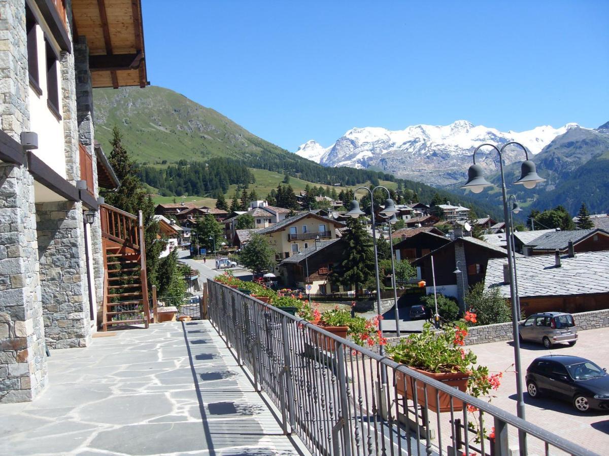 Residence Les Myosotis Champoluc Exterior photo